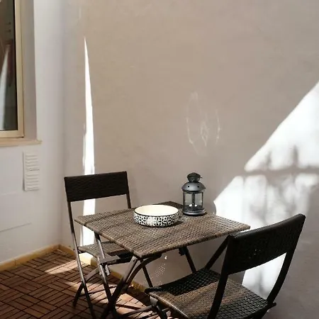 Διαμέρισμα Yellow House - Checkinhome