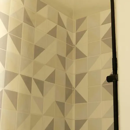 Yellow House - Checkinhome Appartement *