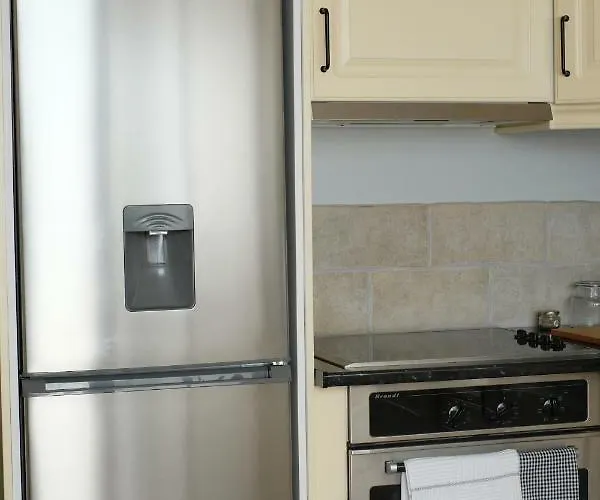 Yellow House - Checkinhome Boliqueime