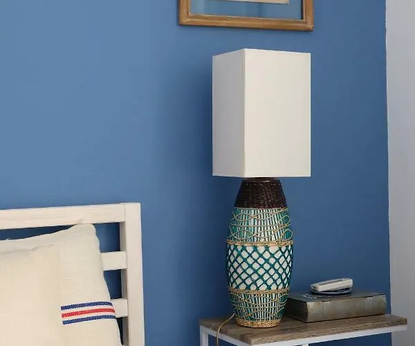 Apartament Yellow House - Checkinhome *