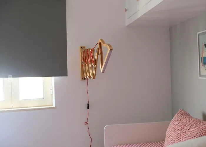 Apartament Yellow House - Checkinhome *