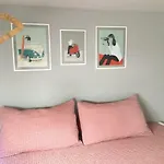 Yellow House - Checkinhome